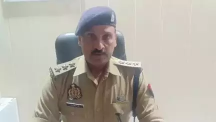 इटावा: बसरेहर क्षेत्र में 6 साल की मासूम के साथ हुए दुष्कर्म के आरोपी को गिरफ्तार किया गया, क्षेत्राधिकारी ने दी जानकारी