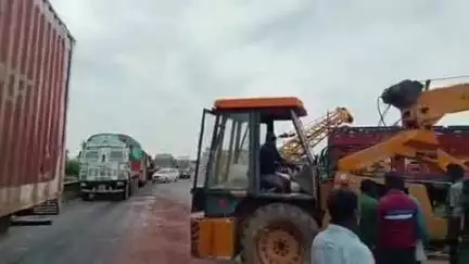 ଯାଜପୁର: ପାଣିକୋଇଲି ଥାନା ପ୍ରମେୟ ଅଫିସ ଛକରେ ନିକଟରେ ସିରିଜ୍ ଗାଡି ଦୁର୍ଘଟଣା,ଜଣେ ମୃତ୍ୟୁ,ଜଣେ ଗୁରୁତର