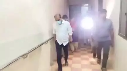 ఉదయగిరి: వింజమూరులోని సామాజిక ఆరోగ్య కేంద్రాన్ని అర్ధరాత్రి ఉదయగిరి ఎమ్మెల్యే కాకర్ల సురేశ్ ఆకస్మికంగా తనిఖీలు