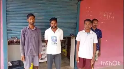 कुनकुरी: कुनकुरी थाना क्षेत्र के बेहराटोली गांव के किराना दुकान में चोरी, चोरों ने कैश समेत किराने का सामान चुरा लिया