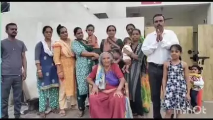 વઢવાણ: શહેરમાં વાલમનગર સહીતના વિસ્તારમાં પ્રાથમિક સુવિધાના અભાવ અંગે આપ સંગઠન મંત્રી અમ્રુતભાઇઅે કાર્યવાહી કરવા માંગ કરી