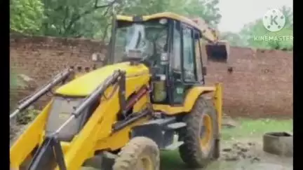 नारनौल: सिंघाना बाईपास के पास डीटीपी टीम ने 12 एकड़ में बन रही अवैध कॉलोनी को किया ध्वस्त