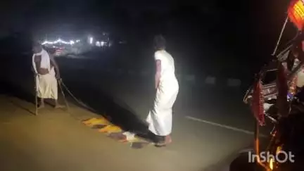 ब्रह्मपुर: भक्ति और तपस्या की अलौकिक छवि: सावन में बक्सर से ब्रह्मपुर तक 35 किमी की भूपरी यात्रा पर निकले श्रद्धालु