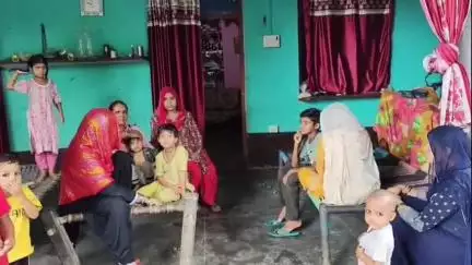 अमरोहा: अमरोहा पुलिस चोरी की घटनाएं रोकने में नाकाम, गांव पूठी में घर में घुसकर ₹60,000 की नगदी सहित लाखों के जेवरात की चोरी
