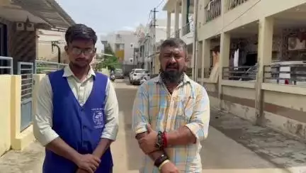 ભરૂચ: દહેજ બાયપાસ રોડ પર ઇજાગ્રસ્ત નંદી મહારાજની સારવાર કરી માનવતા ઉજાગર  કરતી ગરૂડ સેના...