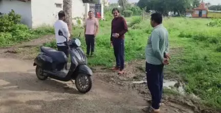 सीहोर नगर: नगर पालिका सीएमओ ने वार्ड एक का निरीक्षण किया, वार्ड वासियों से संवाद किया