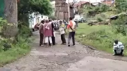 शाहपुरा: खपरा गांव में सड़क किनारे महिला के अंतिम संस्कार पर सीईओ ने 2 दिन में रिपोर्ट मांगी