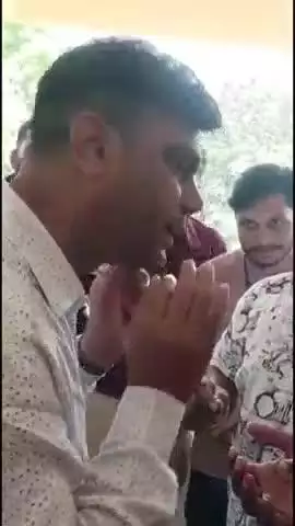 सोहागपुर: शोभापुर: शिक्षक ने देवी-देवताओं पर की आपत्तिजनक टिप्पणी, हिंदू संगठनों ने जताया रोष