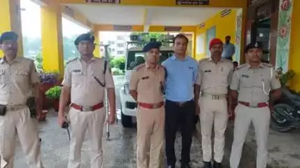 सिपाही भर्ती परीक्षा को शांतिपूर्ण, निष्पक्ष एवं कदाचारमुक्त वातावरण में संपन्न कराने हेतु #सहरसा_पुलिस सभी परीक्षा केंद्रों पर सतर्कता एवं सक्रियता के साथ उपस्थित है।