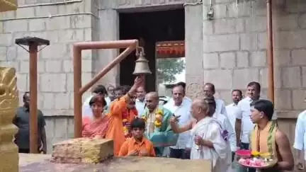రాయదుర్గం: నియోజకవర్గంలోని దశభుజమహాగణపతి సహా పలు ప్రసిద్ధి చెందిన ఆలయాలను దర్శించిన రాజంపేట ఎమ్మెల్యే అమరనాథ్ రెడ్డి