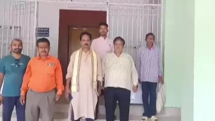 ଛତ୍ରପୁର: ସମାନ ସଂହିତା ଆଇନ ପ୍ରଣୟନ ଦାବି, ବ୍ରହ୍ମପୁର ଠାରେ ଉପ ଜିଲ୍ଲାପାଳଙ୍କ ଜରିଆରେ ପ୍ରଧାନମନ୍ତ୍ରୀଙ୍କୁ ଦାବିପତ୍ର ପ୍ରଦାନ କଲା ହିନ୍ଦୁସାମ୍ମୁଖ୍ୟ