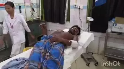 बांका: राम बलारपुर गांव में सिलेंडर में आग बुझाते समय दो युवक झुलसे, अस्पताल में भर्ती