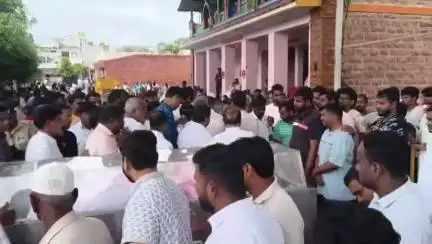 ಜಮಖಂಡಿ: ನಗರದಲ್ಲಿ ಹೃದಯಾಘಾತದಿಂದ ಸಾವನ್ನಪ್ಪಿದ ಜಮಖಂಡಿ ‌ನಗರಸಭೆ ಮಾಜಿ ಅಧ್ಯಕ್ಷ ಸಿದ್ದು ಮೀಸಿ