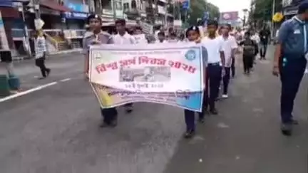 আলিপুরদুয়ার ১: বিশ্ব সর্প দিবসে আলিপুরদুয়ারে বিজ্ঞান এবং যুক্তিবাদী সংস্থার শোভাযাত্রা