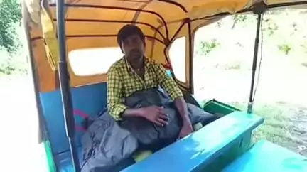 बदायूं: अकबरपुर गांव में घर के आगे किनारे बैठे 2 साल के बालक को ट्रैक्टर ने रौंदा, हुई मौत