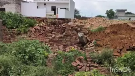 चरखी दादरी: चरखी दादरी में अवैध निर्माणों पर डीटीपी की कार्रवाई, 4 एकड़ में बनी अवैध कॉलोनी तोड़ी