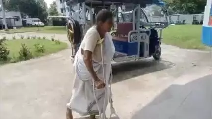 শান্তিপুর: বৌমার বিরুদ্ধে মানসিক ও শারীরিক নিগ্রহ করার অভিযোগ তুলে শান্তিপুর পুলিশ এর দ্বারস্থ গয়েসপুরের বাসিন্দা 75 বছরের  বৃদ্ধা