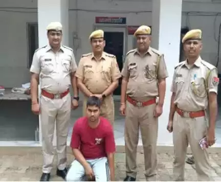 (थाना खेरली)
बहुचर्चित बीरू हत्या काण्ड में फरार ईनामी 5,000 रुपये का 01 आरोपी विष्णु गिरफ्तार।
#rajasthanpolice