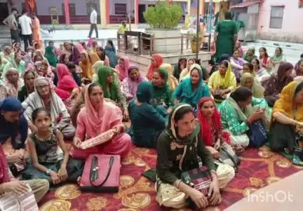 फतेहपुर: श्री नृसिंह मंदिर ठाकरां फतेहपुर में संक्रांति पर्व पर उमड़ा भक्तों का हुजूम, भजन-कीर्तन का भी हुआ आयोजन