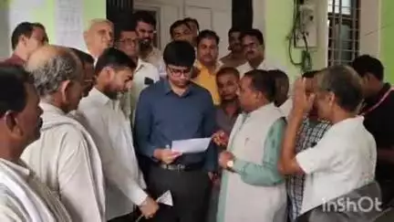 किसानों को खाद नहीं मिलने पर डबरा में विधायक ने एसडीएम को दिया ज्ञापन, खाद देने की मांग रखी