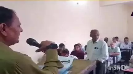पलवल: तीनों विधानसभा निर्वाचन क्षेत्रों के मतदान केंद्रों पर बूथ लेवल ऑफिसर के लिए प्रशिक्षण शिविरों का आयोजन