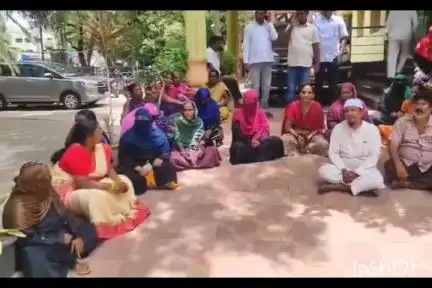 మంచినీటి కోసం మున్సిపల్ కార్యాలయం ఎదుట ధర్నా #collector-nandyal
