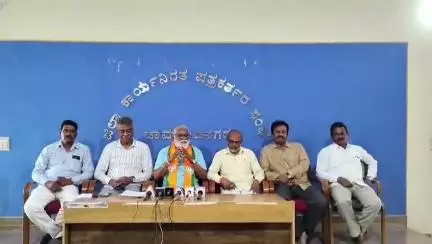ಚಾಮರಾಜನಗರ: ಕಾಂಗ್ರೆಸ್ ಸರ್ಕಾರ ಭ್ರಷ್ಟಾಚಾರದಲ್ಲಿ ತೊಡಗಿದೆ : ನಗರದಲ್ಲಿ ಮಾಜಿ ಸಚಿವ ಎನ್.ಮಹೇಶ್ ಆರೋಪ