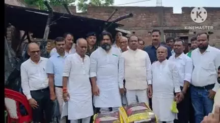 साहिबगंज: पूर्णिया: टेटगामा गांव में आदिवासी परिवार के 5 लोगों को जिंदा जलाने के मामले में शिक्षा मंत्री के नेतृत्व में जांच