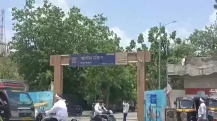 चांदूर बाजार: चांदूरबाजार येथे बेलोरा चौकात, अश्लील इशारे व लज्जास्पद बोलून महिलेचा विनयभंग, चांदूरबाजार पोलीस स्टेशनला तक्रार दाखल