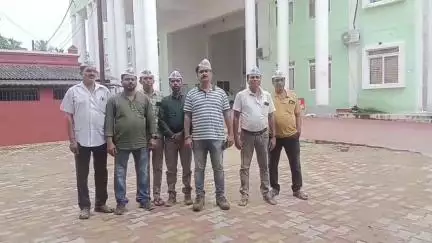 ବାଲେଶ୍ବର ମ୍ୟୁନିସିପାଲଟି: ଜିଲ୍ଲାପାଳଙ୍କ କାର୍ଯ୍ୟାଳୟରେ ସୌମ୍ୟାଶ୍ରୀ ମୃତ୍ୟୁ ଘଟଣାର ବ୍ୟାପକ ତଦନ୍ତ ଦାବିରେ ଆମ ଆଦମୀ ପାର୍ଟି ର ଜିଲ୍ଲାପାଳଙ୍କୁ ସ୍ମାରକପତ୍ର ପ୍ରଦାନ