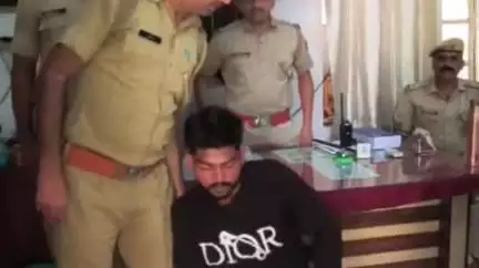 लाडपुरा: कोटा की भीमगंजमंडी थाना पुलिस ने की बड़ी कार्रवाई, 5000 के इनामी चाकूबाज़ मनीष कटारा को किया गिरफ्तार
