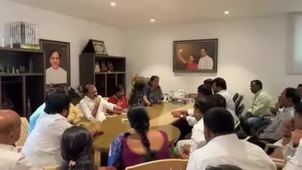 నిజామాబాద్ సౌత్: 72 కులాల ప్రతినిధులతో సమావేశమైన ఎమ్మెల్సీ కవిత