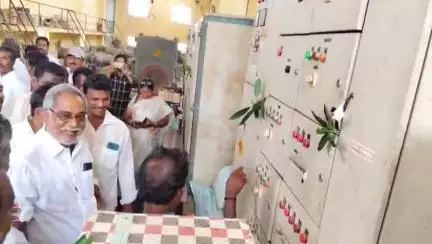 యర్రంపాలెం లిఫ్ట్ నుండి సాగునీరు విడుదల చేసిన పుష్కర ప్రాజెక్టు కమిటీ చైర్మన్ అడబాల భాస్కరరావు