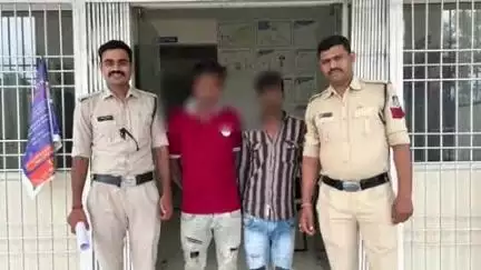 रायसेन: सलामतपुर के राजीवनगर में लड़ाई-झगड़ा कर रहे 2 आरोपी पुलिस द्वारा गिरफ्तार, तहसील में पेश