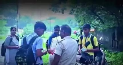 चास: बोकारो सेक्टर 5 में नाबालिग चालकों पर कार्रवाई, विशेष अभियान में 9 वाहन ज़ब्त