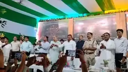 सूरजगढ़: सूरजगढ़ा में केंद्रीय मंत्री और ग्रामीण कार्य मंत्री ने 155 योजनाओं का शिलान्यास व उद्घाटन किया