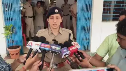 बलौदाबाज़ार: भाटापारा शहर में आयोजित हेलमेट जागरूकता रैली को लेकर पुलिस अधीक्षक भावना गुप्ता ने दी जानकारी