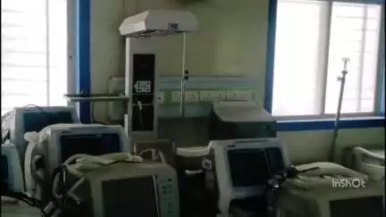 महू: मध्य भारत अस्पताल में 4 साल बाद भी आईसीयू शुरू नहीं, करोड़ों की मशीनें धूल खा रही हैं