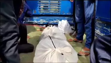 इटावा: चौबिया इलाके में बिजली के पोल से करंट लगने से राजमिस्त्री की हुई मौत, पुलिस ने शव का कराया पोस्टमार्टम कराया