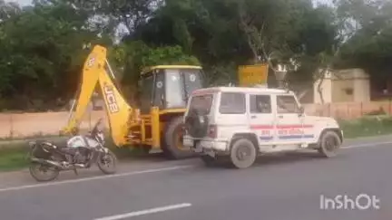 शिकारपुर: छतारी क्षेत्र में पुलिस ने अवैध मिट्टी खनन को रोका, जेसीबी मशीन को चालक सहित पकड़ा