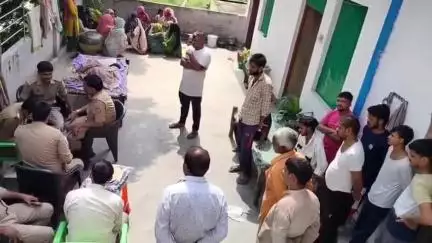 बड़ौत: रठौडा में दहेज प्रताड़ना से परेशान विवाहिता ने जहरीला पदार्थ खाकर दी जान, ससुरालियों ने तलाक के लिए बनाया था दबाव