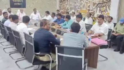 हज़ारीबाग: हजारीबाग में राज्य पिछड़ा वर्ग आयोग की टीम ने किया दौरा, पिछड़े वर्गों की स्थिति की समीक्षा
