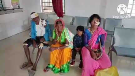 घाघरा: घाघरा पुराने पेट्रोल पंप के पास टेंपो पलटने से 3 लोग घायल, सीएचसी घाघरा में भर्ती