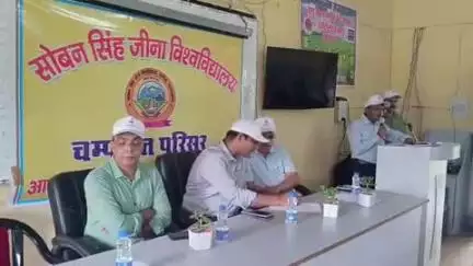 चम्पावत: जिलाधिकारी की अगुवाई में गौड़ी नदी तट पर स्वच्छता, जागरूकता और संरक्षण का लिया गया संकल्प