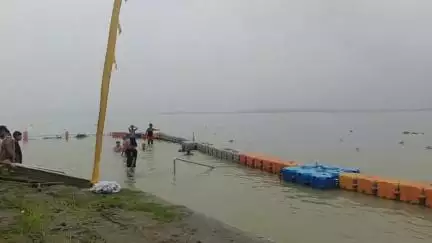 संगम क्षेत्र में दुनिया के सबसे बड़े आध्यात्मिक महाकुंभ आयोजन के बाद, गंगा जी का रौद्र रूप दिखा, चारों तरफ पानी ही पानी