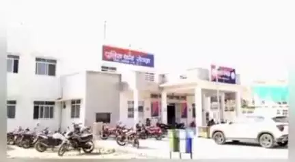 इंदरगढ़: सेवड़ा नगर में दहेज की मांग पर पति और परिजनों ने पत्नी से की मारपीट, पुलिस ने मामला दर्ज किया