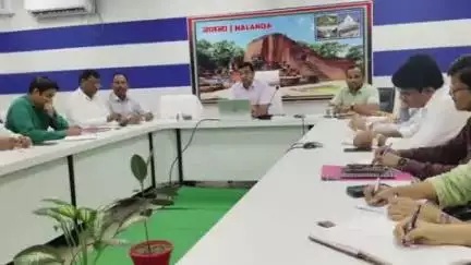 बिहार: संभावित बाढ़ को देखते हुए जिलाधिकारी ने वीडियो कॉन्फ्रेंसिंग के माध्यम से की बैठक