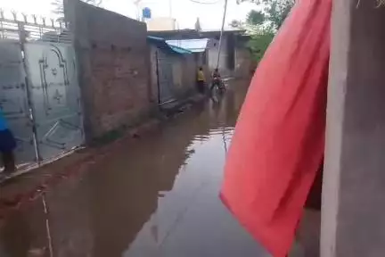 बेलदौर: नगर पंचायत के वार्ड 6 में जलजमाव से लोग परेशान, प्रशासन नहीं दे रहा ध्यान #jansamasya