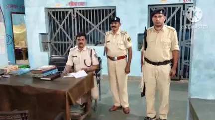 छपरा: अधिकारियों ने छपरा में रात्रि सुपर पेट्रोलिंग गश्त का निरीक्षण किया