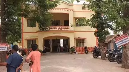 திருப்புவனம்: மடப்புரம் அருகே திருநங்கைகளுக்கு பாலியல் சீண்டல் காவல்துறையிடம் நடவடிக்கை கோரிக்கை